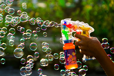 Bubble maker machine