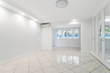 Clean white unfurnished apartment