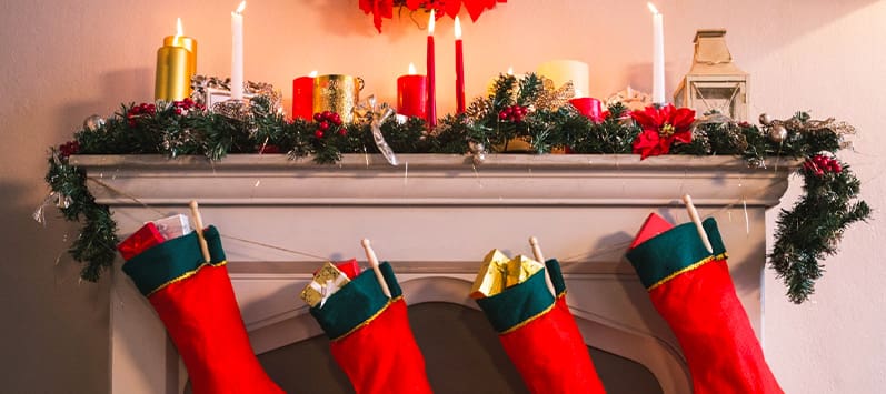 10 Christmas Decorating Dangers to Avoid