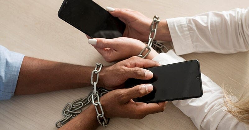 Give Up Social Media – A and H Wellness Challenge Week #7