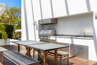 Outdoor grill and oven