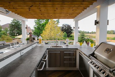 Outdoor patio with kitchen